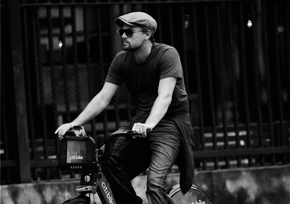 Famosos en bicicleta